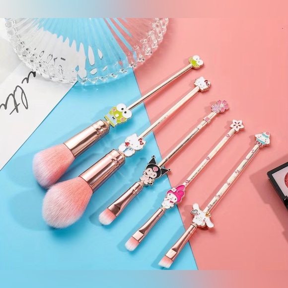 6 pc New Hello Kitty Cosmetic Makeup Brush Set NWT - Picture 5 of 10